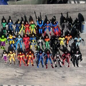 DC Comics Action Figures Lot - Batman, Justice League, Marvel (Toy biz)